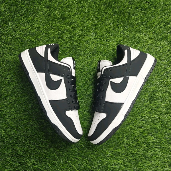 Nike - Dunk Panda Alternative